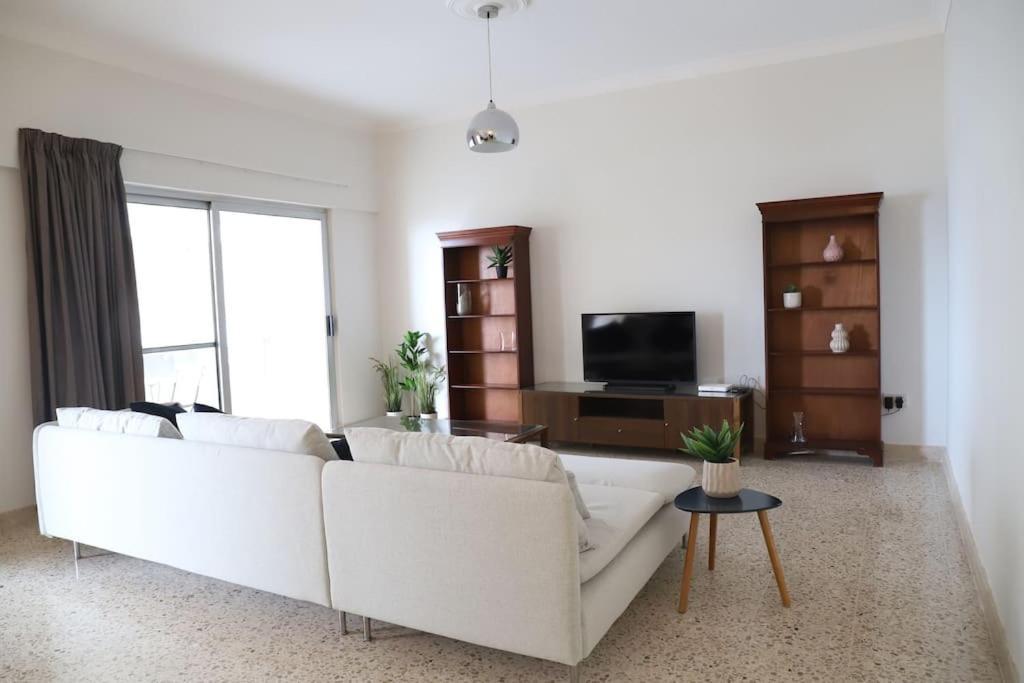 Seaview 3 Bedroom Apartment In Sliema Esterno foto